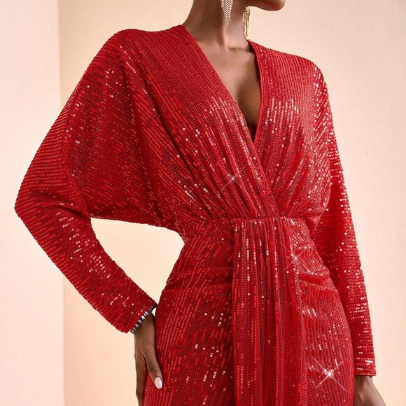 Red Elegant Women's Sequined Beaded Dress - Picture 5 of 7
